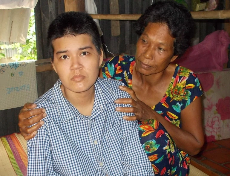 Cha con đều bệnh tật